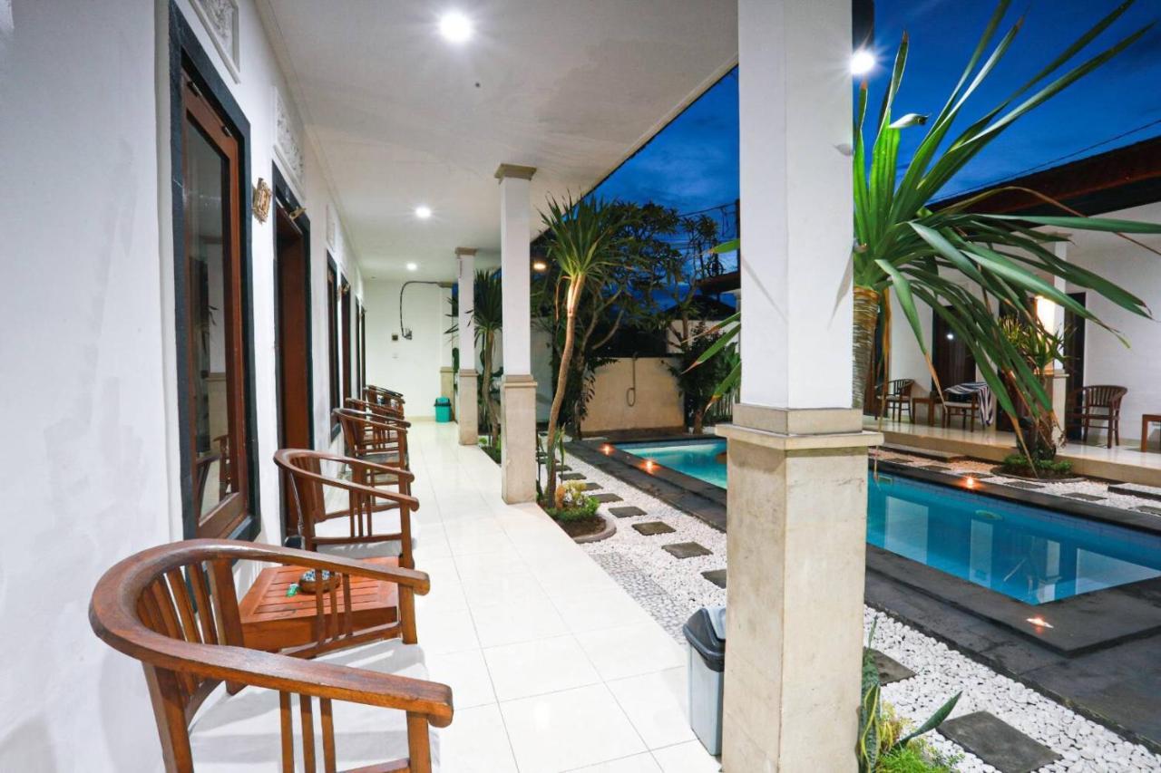 Adi Guest House Canggu Buitenkant foto